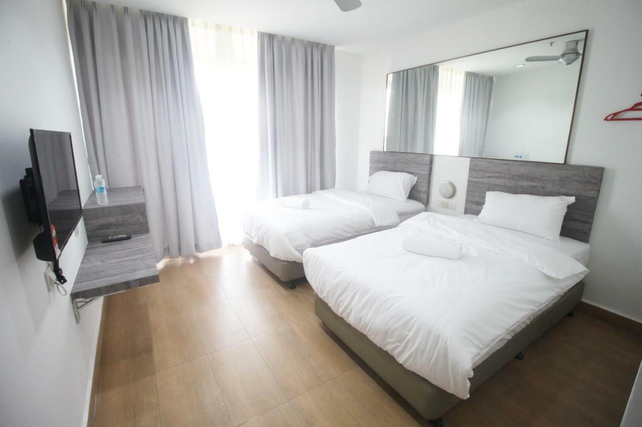 Tropical Hotel Kota Damansara Ngoại thất bức ảnh