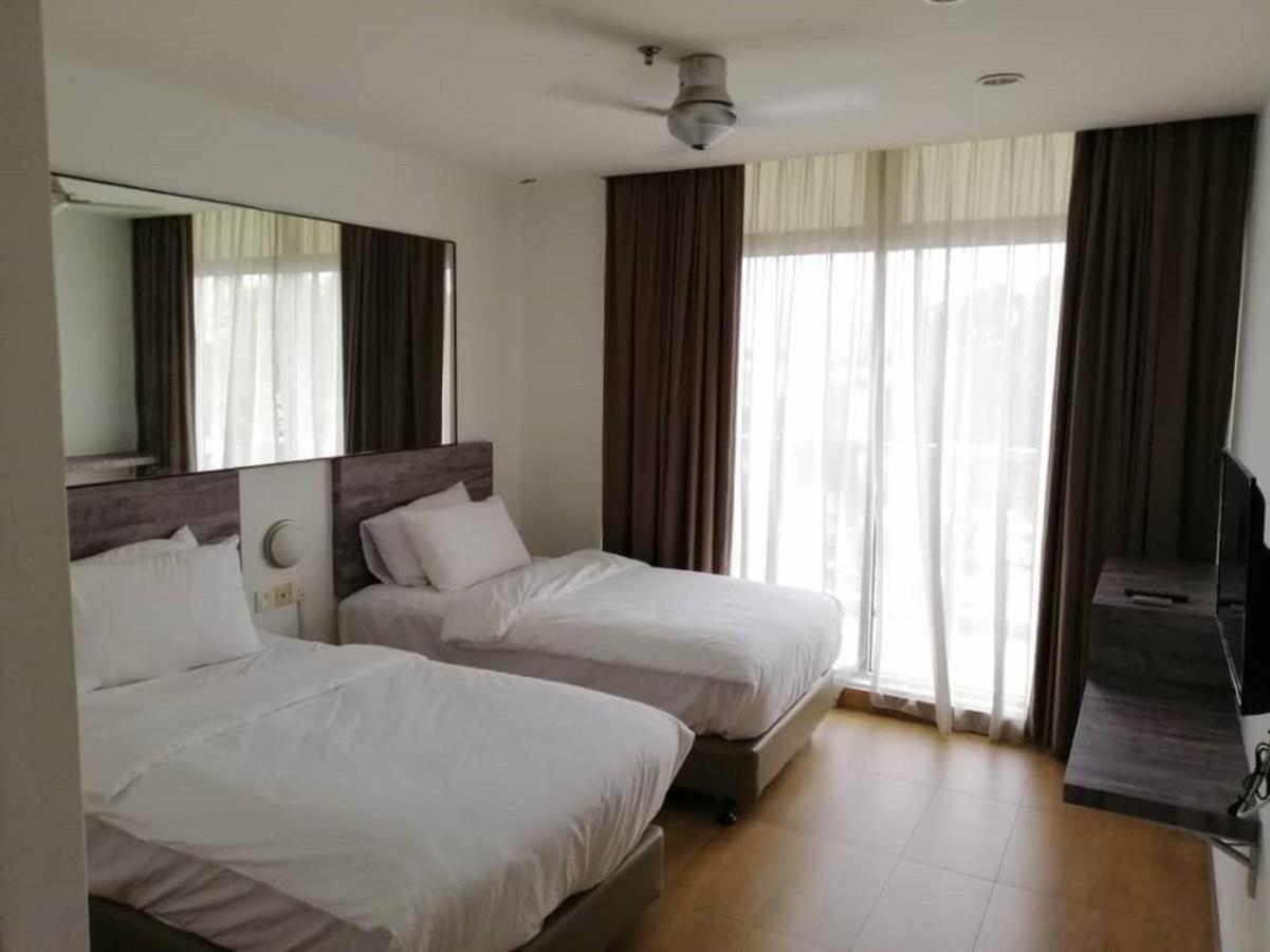 Tropical Hotel Kota Damansara Ngoại thất bức ảnh